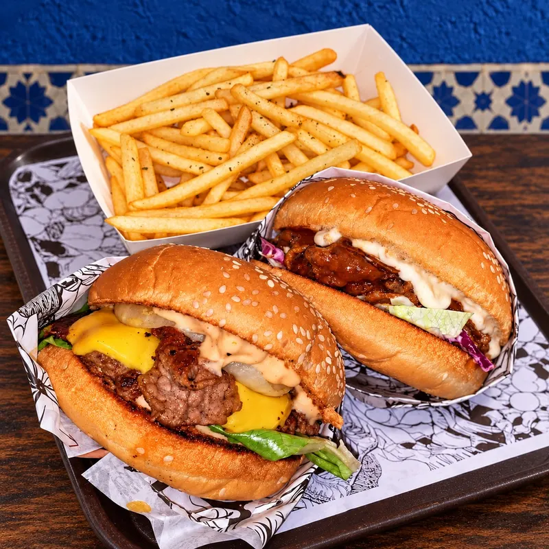 Meat Burger — Dish photograph